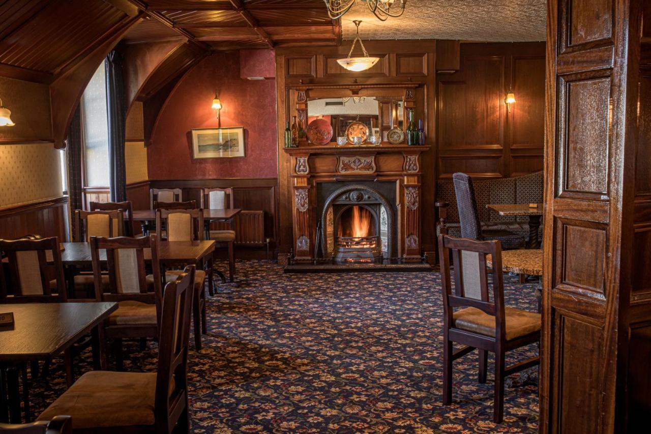 Kee's Hotel Stranorlar Buitenkant foto